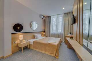 Отель Hotel City Тбилиси Стандартный двухместный номер с 1 кроватью-4