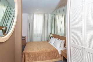 Отель Hotel City Тбилиси Стандартный двухместный номер с 1 кроватью-7